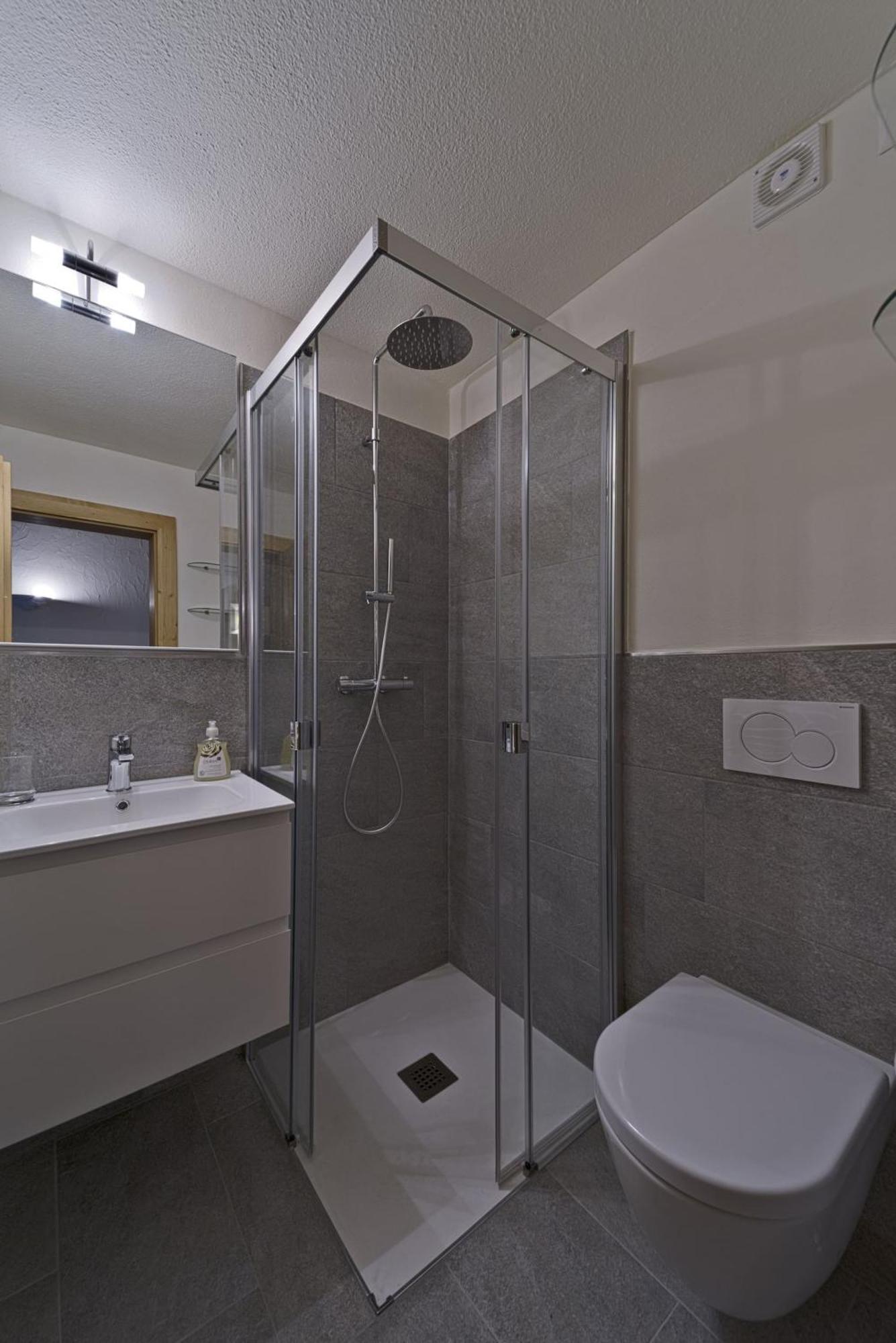 Chesa Martina - La Punt Apartment Ngoại thất bức ảnh